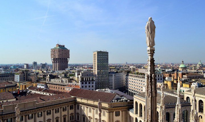 Scenari Immobiliari: i numeri del primo semestre a Milano e anticipa la Ricerca nazionale denominata “W CITY: LE DONNE, LA LORO CITTÀ, LA LORO CASA”